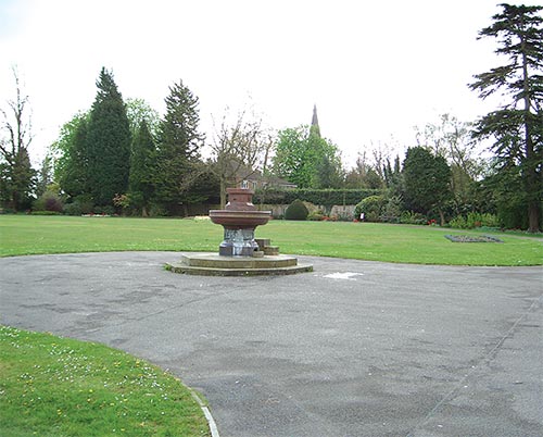 Queen’s Park in Caterham-on-the-Hill. Photo by Ruth Sear.